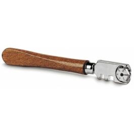 Cortador de vidrio de acero de 6 ruedas STANLEY Cortador de vidrio de acero de 6 ruedas STANLEY Precio: 21.6900002. SKU: B12BVFRNNB