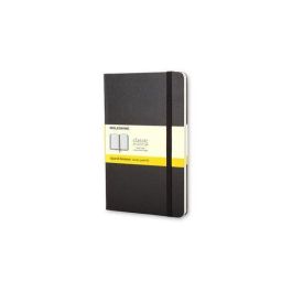 Cuaderno Moleskine Clasico Tapa Dura 13X21 240H 70Gr. Cuadriculada Con Goma Negra Precio: 20.69000054. SKU: B1DAPWLAPY