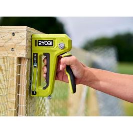 Grapadora clavadora 4 en 1 - RYOBI - Grapa T50 y T25 hasta 14 mm, grapa JT21 hasta 10 mm, punta 18G hasta 15,8 mm Grapadora clavadora 4 en 1 - RYOBI - Grapa T50 y T25 hasta 14 mm, grapa JT21 hasta 10 mm, punta 18G hasta 15,8 mm