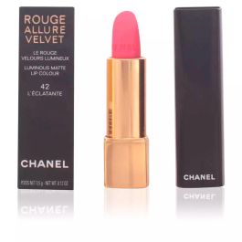 Chanel Rouge Allure Velvet Pintalabios #42 l'Eclatante | Acabado Aterciopelado Mate, Larga Duración, Hidratante, Color Intenso 3,5g