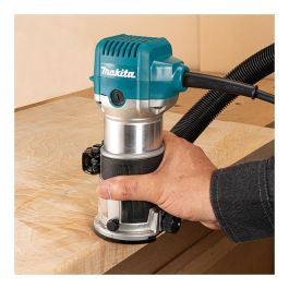 Makita RT0702CX2J Multifunktionsfräse, 34000 RPM, 710W, Velocidad Ajustable