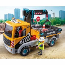 Playmobil 71750 Camión Grúa, Trabajador y Accesorios - Juego de Construcción
