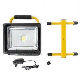 Foco Proyector LED UPL-FL30W 30W 3000Lm 6000K IP65 Batería Recargable Portátil para Emergencias Obras y Reparaciones, 3h Autonomía 40000H Foco Proyector LED UPL-FL30W 30W 3000Lm 6000K IP65 Batería Recargable Portátil para Emergencias Obras y Reparaciones, 3h Autonomía 40000H