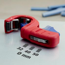 Knipex 90 23 01 BK Cortatubos para Plástico y Acero, Diámetro de Corte hasta 50 mm, Color Azul/Rojo