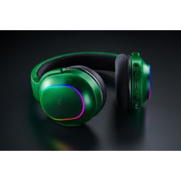 Razer Barracuda X Chroma Auriculares Gaming Inalámbricos Verdes con Sonido Envolvente 7.1 Virtual y Bluetooth 5.3