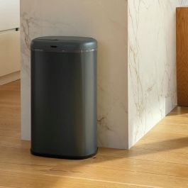 Kitchen Move LOGAN Cubo de Basura Automático de Cocina, 58 Litros, Acero Inoxidable Gris Mate, Diseño Rectangular con Flejes Kitchen Move LOGAN Cubo de Basura Automático de Cocina, 58 Litros, Acero Inoxidable Gris Mate, Diseño Rectangular con Flejes