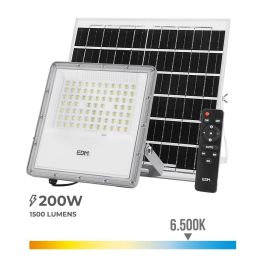 Edm Foco Proyector LED Solar 200W 1500 lm Luz Fría IP65 Control Remoto Incluido