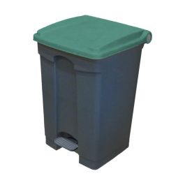 CAMBRO - WBFC45L-519 - CUBO DE BASURA 45L CON PEDAL Y TAPA - 57,2 x 39,1 x 36,8 cm - BASE GRIS Y TAPA VERDE Precio: 55.50000049. SKU: B17SGW45VX
