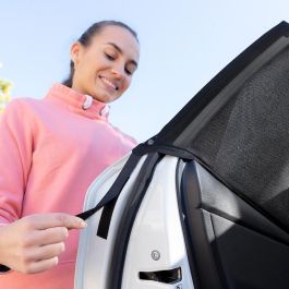 Malla Parasol para Coche UVlock InnovaGoods Pack de 2 uds Malla Parasol para Coche UVlock InnovaGoods Pack de 2 uds