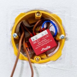 Shelly Qubino Wave 1PM Mini Interruptor Inteligente Z-Wave Inalámbrico con Medición de Energía para Hogar hasta 2000W