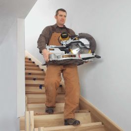 DeWALT Sierra Ingletadora DWS780 1675W con Disco de 305mm