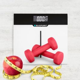 BLAUPUNKT Báscula de Baño Digital con Indicador de Temperatura y Superficie de Cristal Extraplano