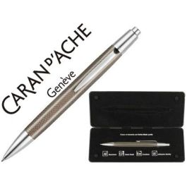 Boligrafo Caran D'Ache Alchemix Cuerpo Piel De Reptil Adornos Cromados Brillante Con Estuche Punta Precio: 54.58999942. SKU: B14PA48VBG