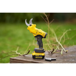 Stanley Fatmax SFMCPP32B-XJ Podadora Eléctrica Inalámbrica 18 V Capacidad de Corte 32 mm
