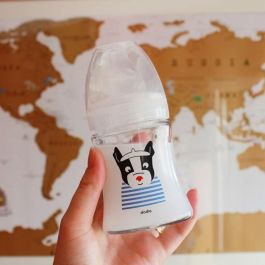 Dodie Sensation + Biberón Anticólico Paris de Vidrio 150 ml, Tetina Plana para Leche Materna, Sin BPA, Antifugas