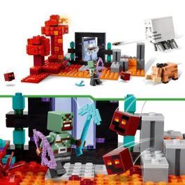 LEGO 21255 Minecraft Nether Portal Ambush, Juguete con Escenas de Batalla y Minifiguras, Figura de Hoglin
