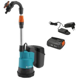 Gardena 2000/2 18V P4A Bomba para Colector de Agua de Lluvia con Batería 18V 2.5Ah y Cargador, 2000 l/h, 2.0 bar