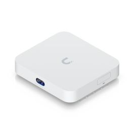 Ubiquiti Router Cloud Gateway Max UCG-Max Procesador ARM Cortex-A53 1.5GHz Memoria 3GB SSD 512GB Blanco