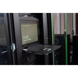 Digitus Consola KVM TFT Modular 17" (43,2cm) con 16 Puertos, Teclado Español y Touchpad, Rack 1U Negro RAL 9005 Digitus Consola KVM TFT Modular 17" (43,2cm) con 16 Puertos, Teclado Español y Touchpad, Rack 1U Negro RAL 9005