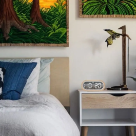 CGV Reloj despertador 13068 ACUNA, Estructura de madera maciza