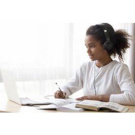 Kensington CA1010 Adaptador USB-C a USB-A M/F para Conectar Dispositivos Antiguos a Nuevos, Datos 5Gbps y Carga Rápida 3A