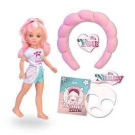 Muñeca nancy glow up beauty pack 42 cm. viste un outfit súper cómodo ideal para su ritual de cuidado. Muñeca nancy glow up beauty pack 42 cm. viste un outfit súper cómodo ideal para su ritual de cuidado.
