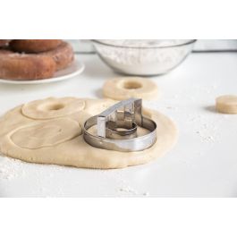 Molde para rosquillas de acero, 10 cm - Quttin (24 Unidades) Molde para rosquillas de acero, 10 cm - Quttin (24 Unidades)