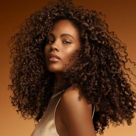 Wella Ultimate Smooth Oil Serum Step 3 Miracle - Controla el encrespamiento, protege contra UV y calor - 30 ml