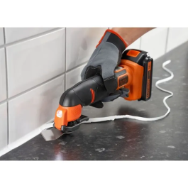Black + Decker Herramienta Multifunción Inalámbrica BDCOS18N-XJ 18V - Sin Batería - 18 Accesorios