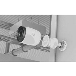 Ubiquiti Cámara IP 4K Ultra HD PoE con Zoom Óptico 3x y Visión Nocturna IR para Interior/Exterior