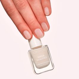 Catrice Sheer Beauties Esmalte de Uñas Fortalecedor #010 Milky Not Guilty 10,50 ml - Cuidado con Extracto de Hibisco