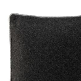 Funda de cojín HappyFriday HF Living Piping Felt Negro 50 x 50 cm