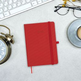 Finocam Agenda Anual Minimal Textura M4-118x168 mm 1Dp Rojo 2025