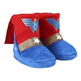 Zapatillas de Estar por Casa Wonder Woman Rojo Precio: 7.95000008. SKU: S0726760
