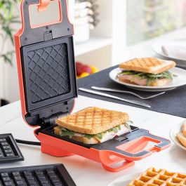 Gofrera y Sandwichera 2 en 1 con Recetas Wafflicher InnovaGoods Negro Rojo 600 W (Reacondicionado A+)