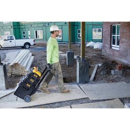 DeWALT Cargador Rápido Cuádruple