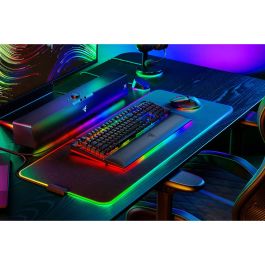 Razer Teclado Mecánico BlackWidow V4 Pro Green Switch, Razer Chroma RGB, 8 Teclas Macro, RZ03-04680100-R3M1