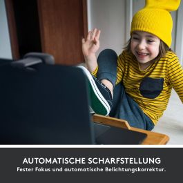 Logitech 960-001364 Cámara Web, 1280x720, 720p, Campo de Visión 60°, Micrófono Omnidireccional, USB