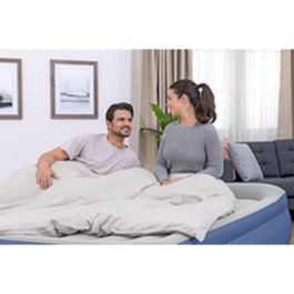 Bestway Cama Doble con Motor 203x193x56 cm Hinchable y Camping 67692