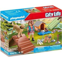 Set de regalo entrenadora de perros playmobil city life Precio: 8.88999947. SKU: B1HRE434HK