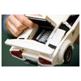 LEGO Icons Lamborghini Countach 5000 Quattrovalvole 10318 - Juego de Construcción de 1506 Piezas para Adultos