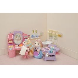 Sylvanian Families Mamá Poni - Set de Muñeca y Kit de Peinado con Carrito de Accesorios para Crear Peinados y Estilos Únicos (17 Piezas)