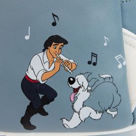 Loungefly Mochila Max La Sirenita Disney 26cm Piel Vegana. Con correas ajustables y detalles de apliques.