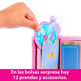Mattel Disney Princess Cenicienta Royal Fashion Reveal Muñeca con Múltiples Conjuntos y Accesorios para Combinar