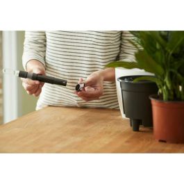 Elho 21 Inserto de Riego Automático para Macetas. Color Living Black. Ideal para Interiores. Medidas L 20.7 x An 20.7 x Al 19.5 cm Elho 21 Inserto de Riego Automático para Macetas. Color Living Black. Ideal para Interiores. Medidas L 20.7 x An 20.7 x Al 19.5 cm