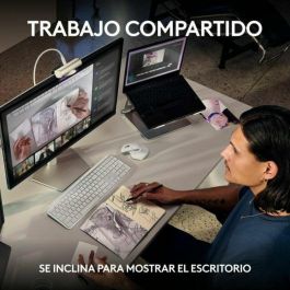 Logitech Brio 705 Cámara Web 4K Master Series Grafito, 3840 x 2160, 30 fps, Zoom 4x, Tapa de Privacidad, USB-C 960-001559