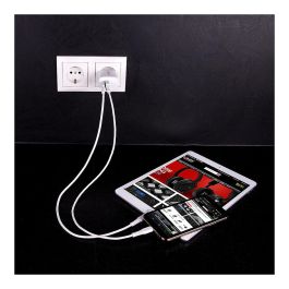 Lindy Cargador USB Tipo A y C de 20W