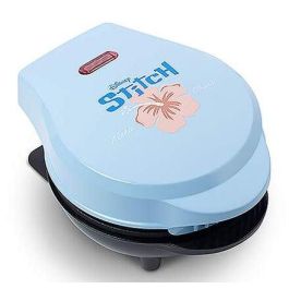 Select Brands Mini Gofrera Compacta Disney Stitch para Desayunos y Meriendas. Crea Gofres Divertidos con tu Personaje Favorito, Enchufe Europeo.