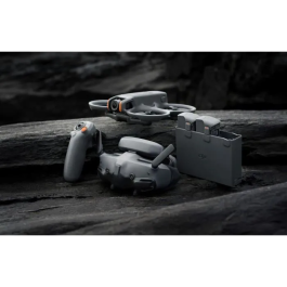 DJI DJI1712810098960 Avata 2 Pack con Estabilizador RC Motion 3 y Auriculares Googles 3 + 3 Baterías
