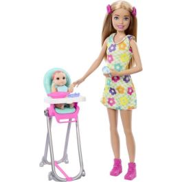 Barbie Htk35 Muñeca Skipper Niñera con Bebé y Trona, Incluye Cuchara Mágica y Accesorios de Comida para Jugar a Darle de Comer Precio: 30.50000052. SKU: B1GJT5A7XW
